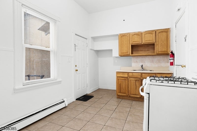 499 Crooks Ave 2