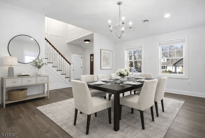 44 Manor Rd