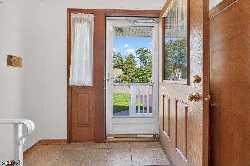 267 Seville Ct