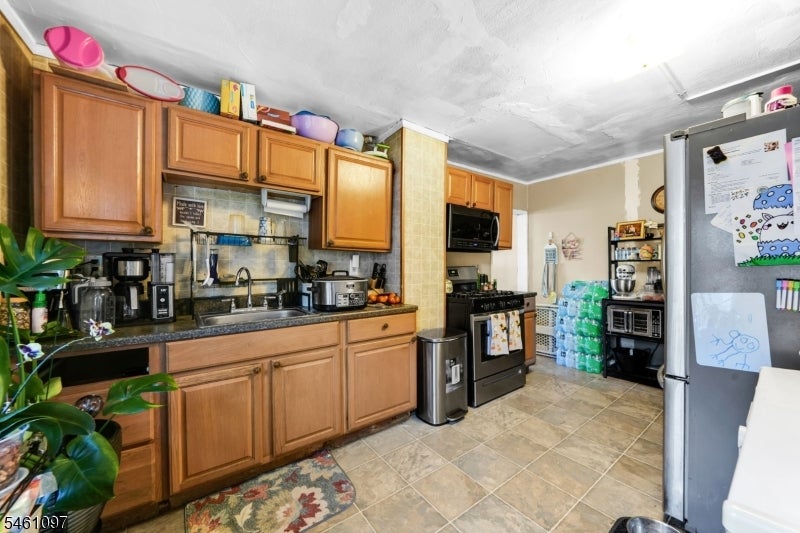 1185 5Th Ave 2