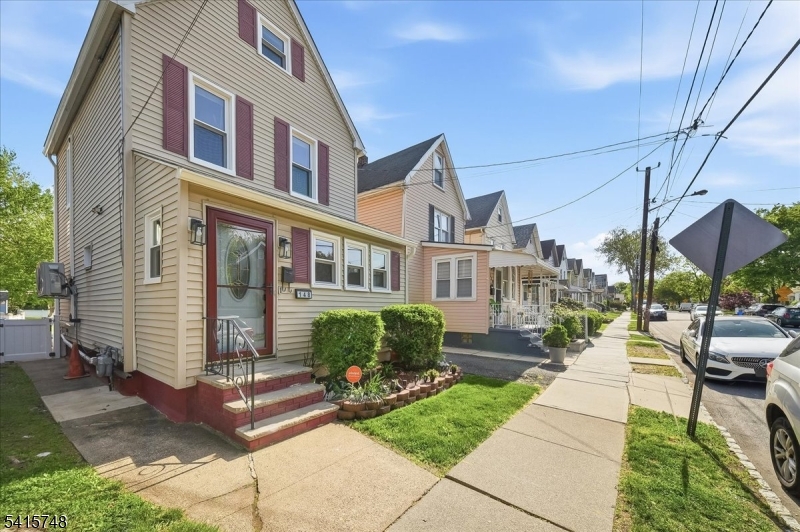 148 Jerome Pl