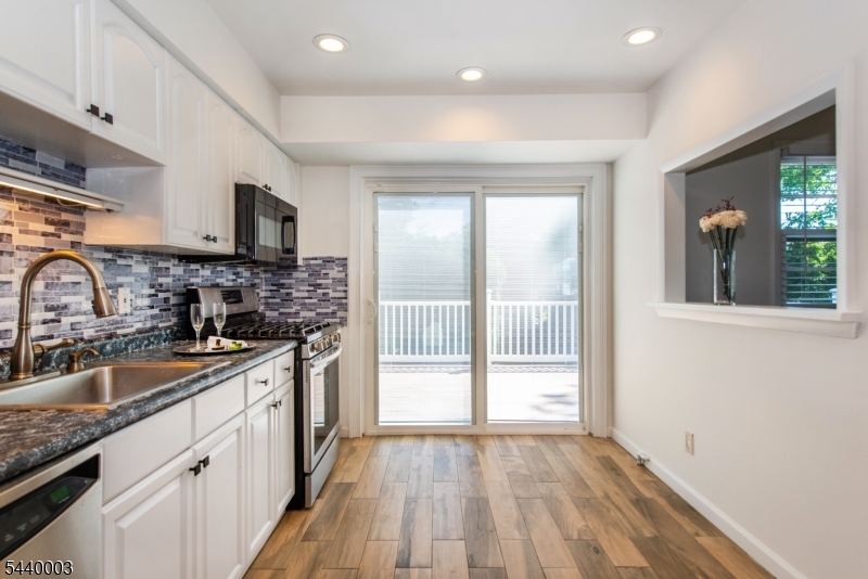 8 Kennedy Dr