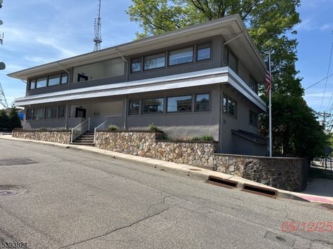 Photo of 500 Prospect Ave, West Orange, NJ 07052 (MLS # 3994923)