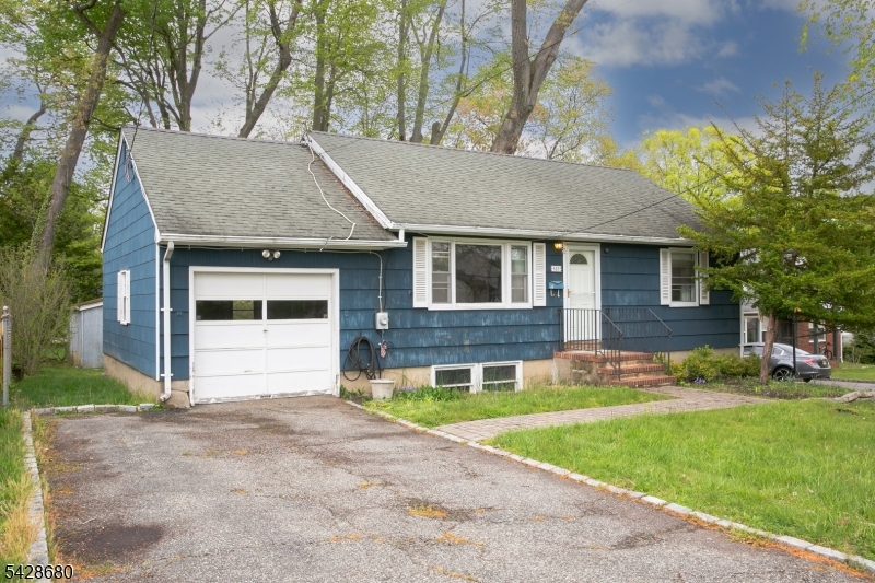 161 Beachwood Rd