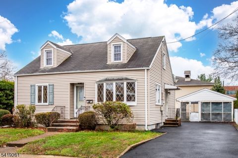 15 Passaic Ave Woodland Park NJ 07424