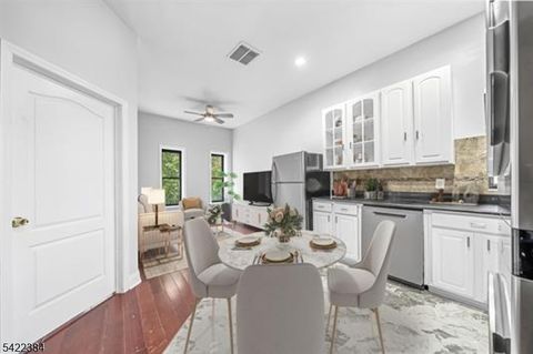 240 Clendenny Ave 5A Jersey City NJ 07304