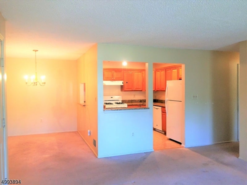313 Penns Way 313
