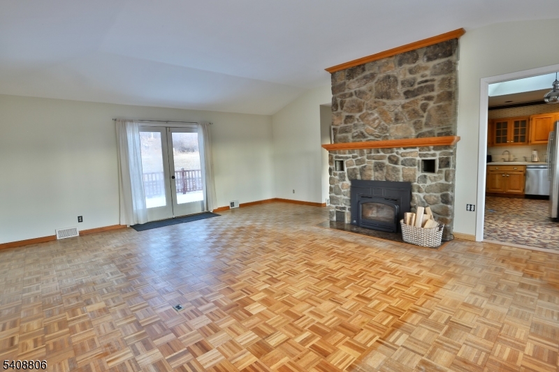 39 Upper Kingtown Rd