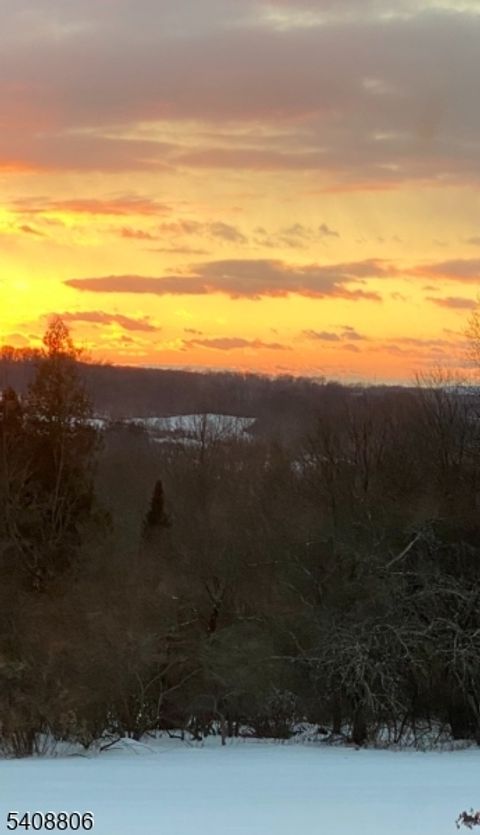 39 Upper Kingtown Rd Franklin Twp. NJ 08867