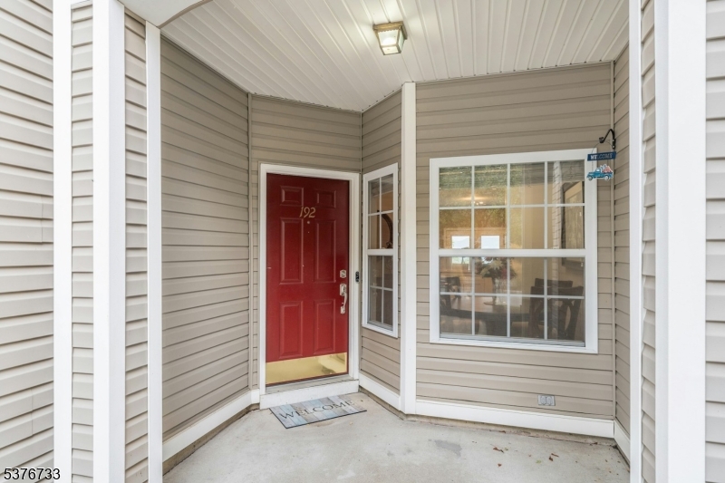 192 Ridge Dr
