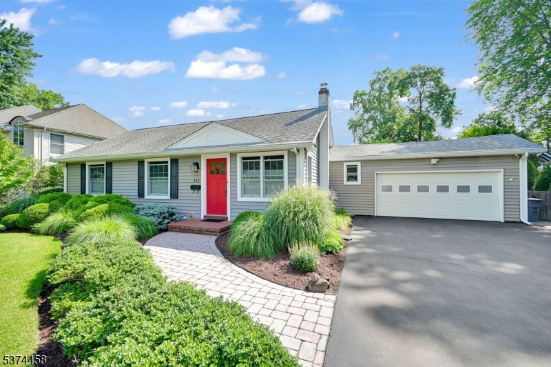 143 Delmar Ave