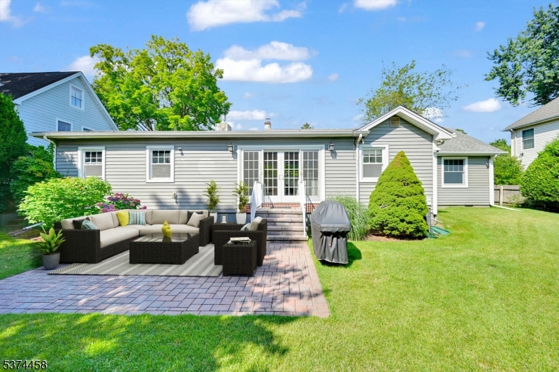 143 Delmar Ave