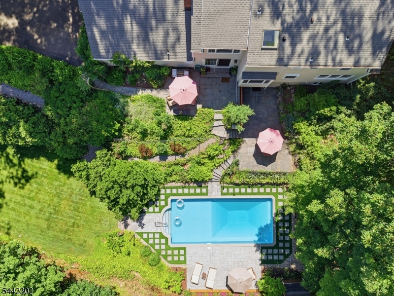 75 Green Hill Rd