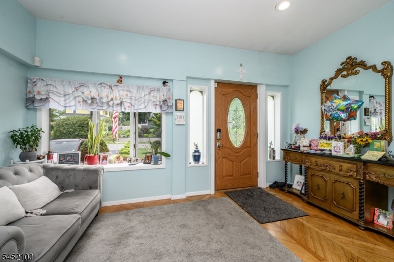 147 Claremont Ave