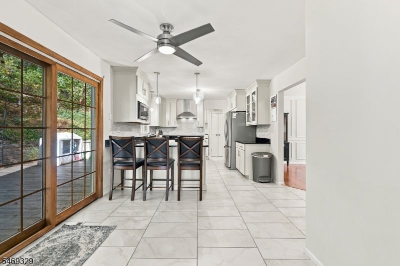 49 Raynor Rd