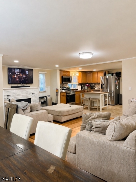 26 Mountain Rd