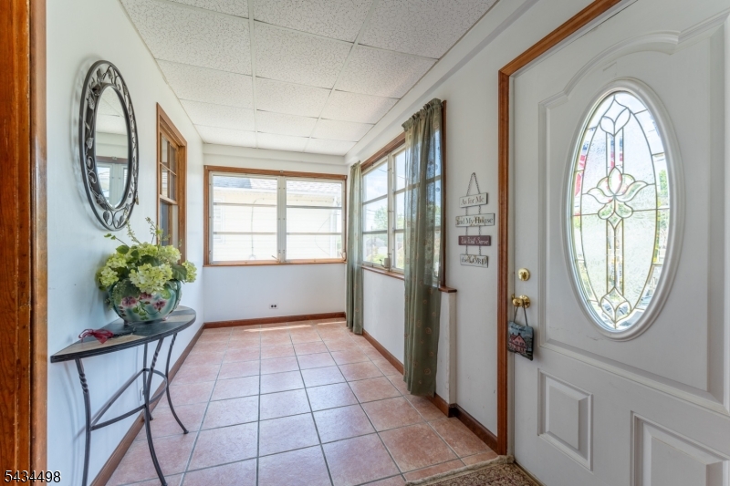 24 Robertson Rd