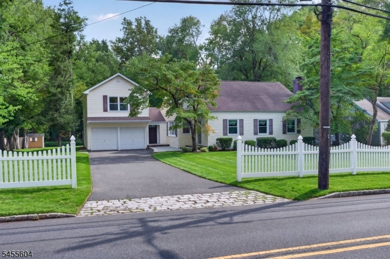2090 Raritan Rd