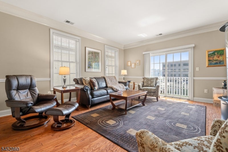 7706 Marine Rd 112