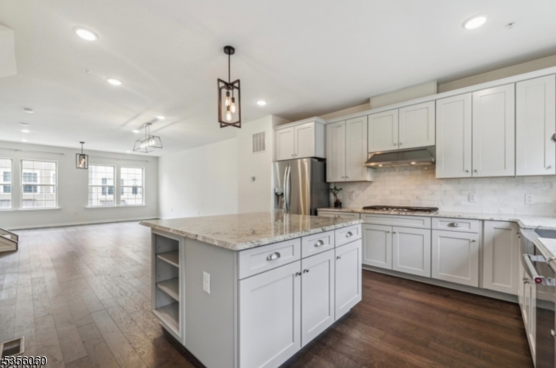 4 Braeburn Ct
