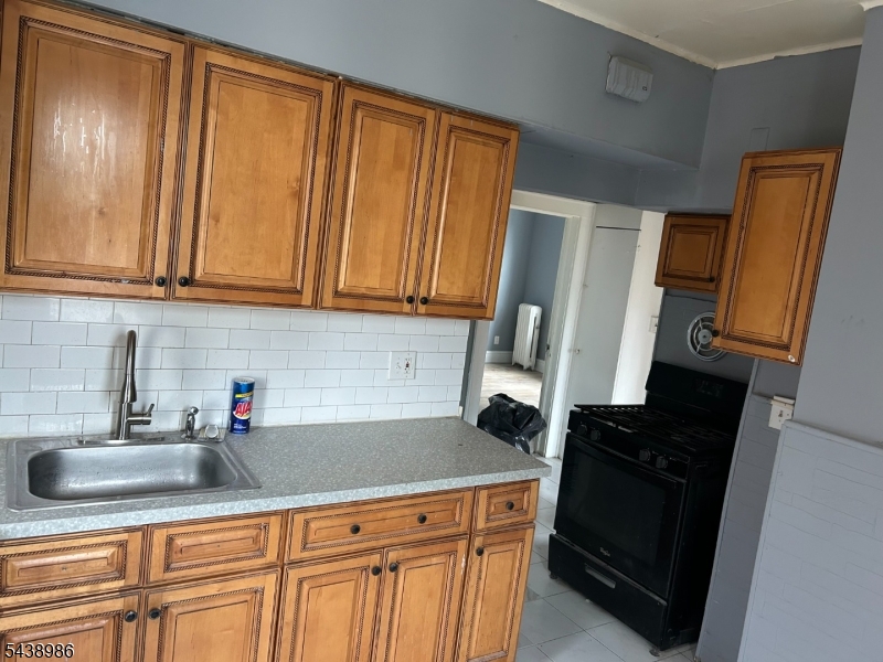 298 Union Ave 2