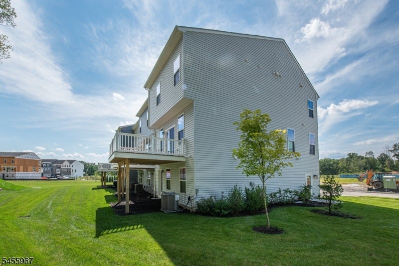 27 Silas Rd