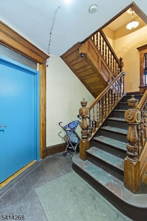 27 Jacques St Elizabeth City NJ 07201