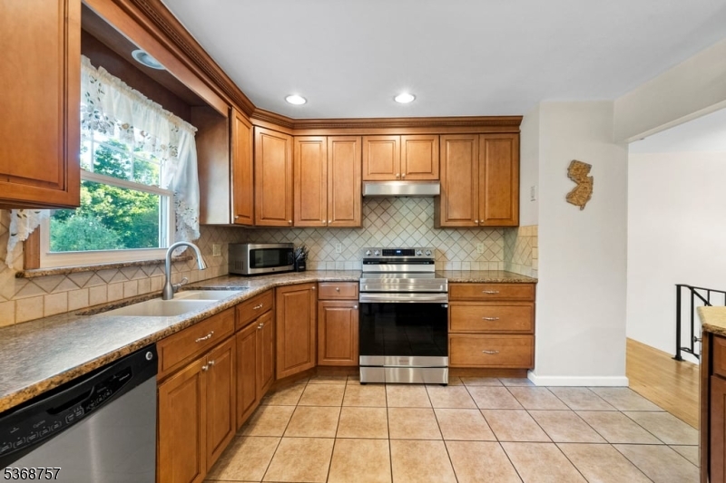 35 Upper Mountain Ave.