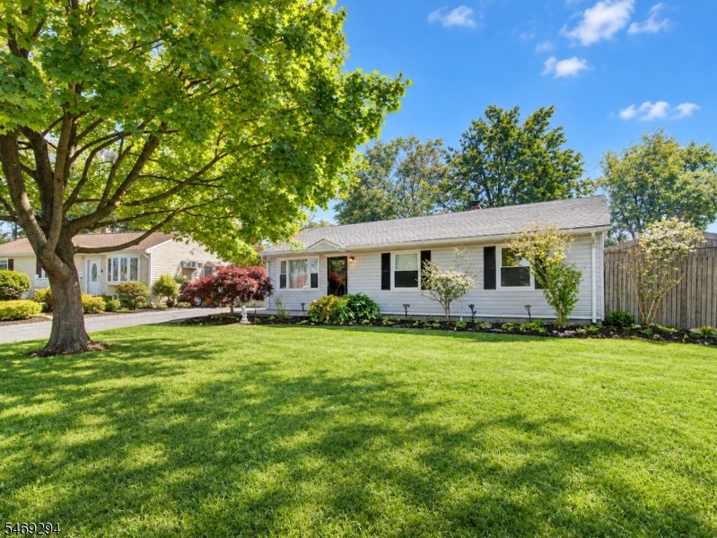24 Harry Rd