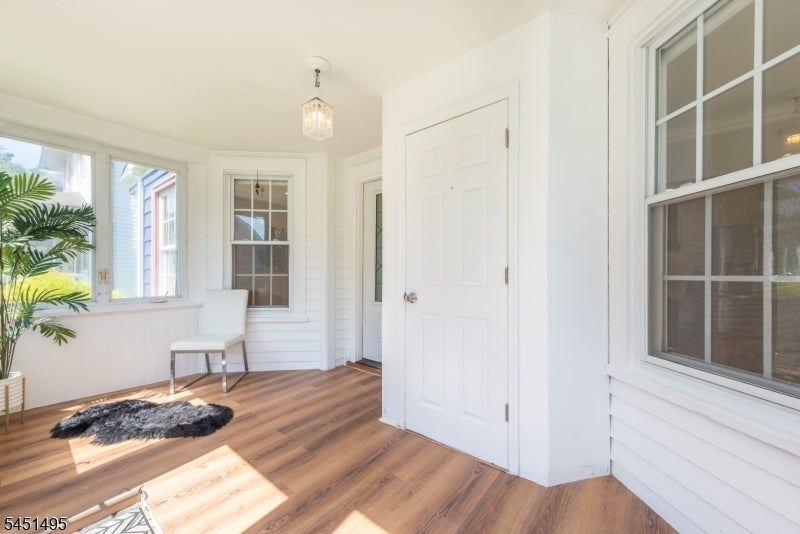 35 Benson St
