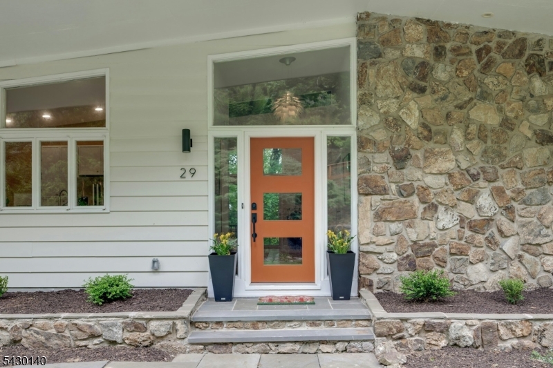 29 Skyline Dr