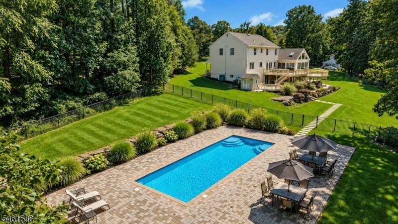 3 Catherine Ct