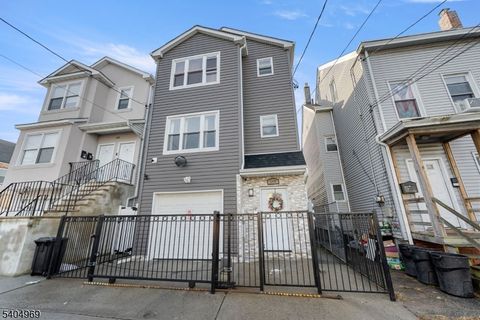 138 Lafayette St Paterson City NJ 07501