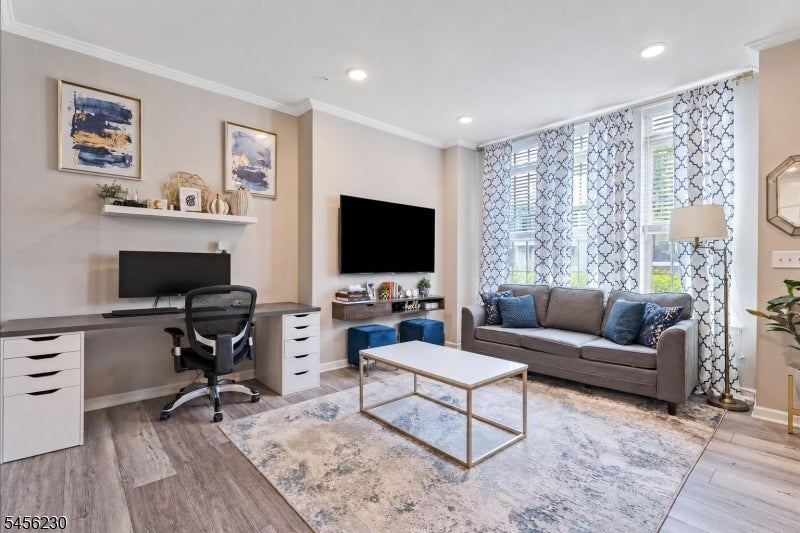 78 Leahy Dr