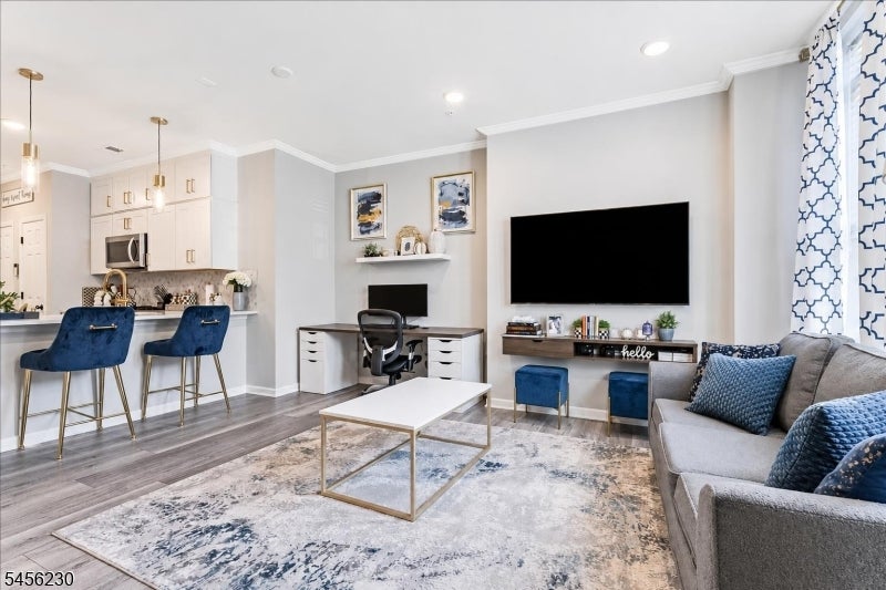 78 Leahy Dr