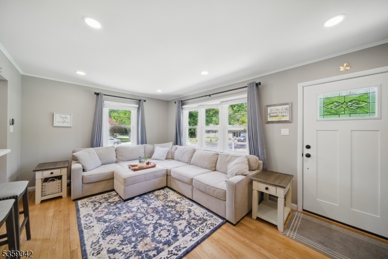 22 Beaver Brook Lane