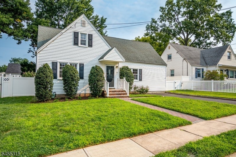 23 Mayfield Pl