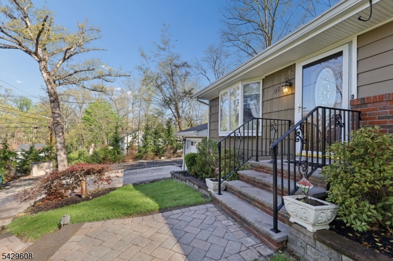 97 Ramapo Hills Blvd