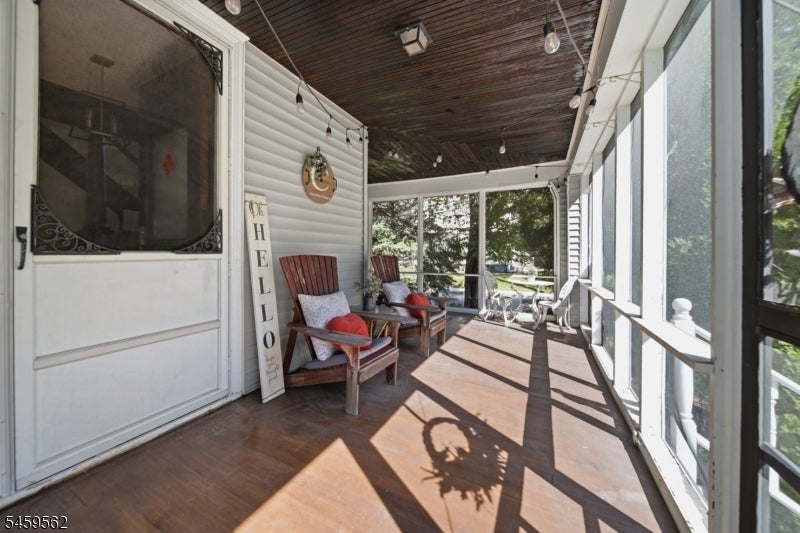 166 Bergen Ave