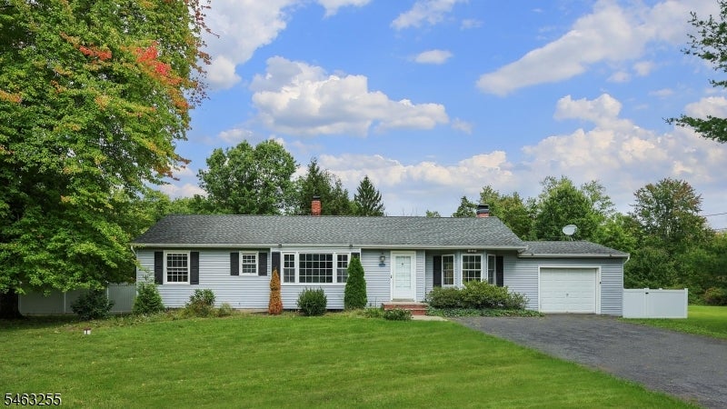 743 Mill Ln