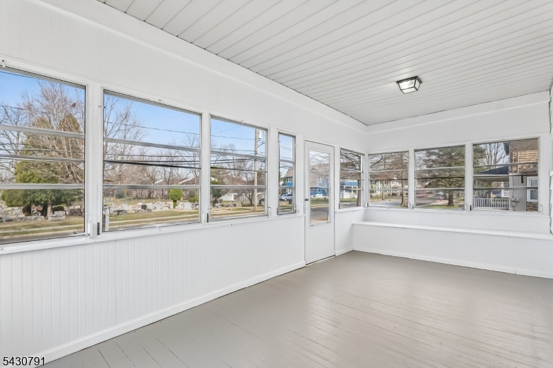 171 S Bridge St one