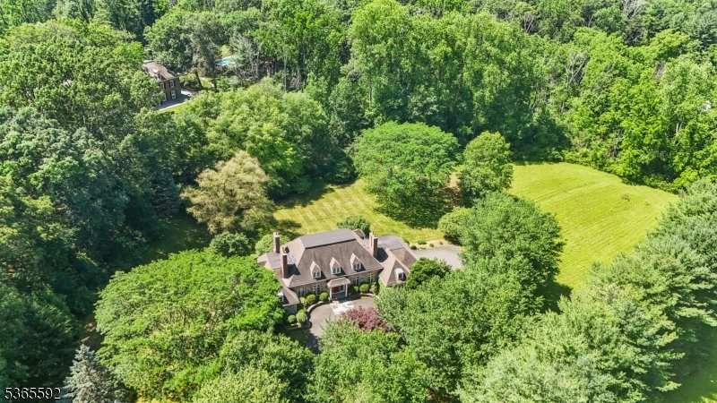 72 Village Rd