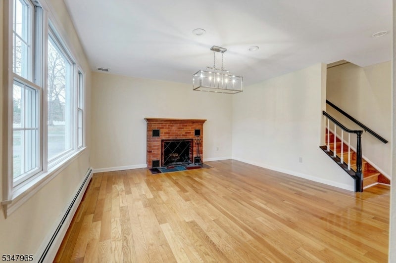 11 Old Tappan Rd