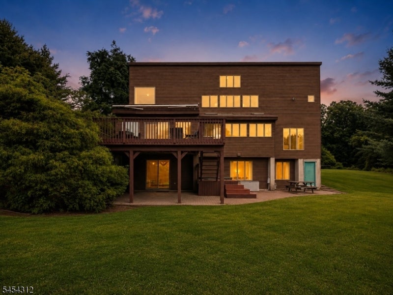 439 Rockaway Valley Rd