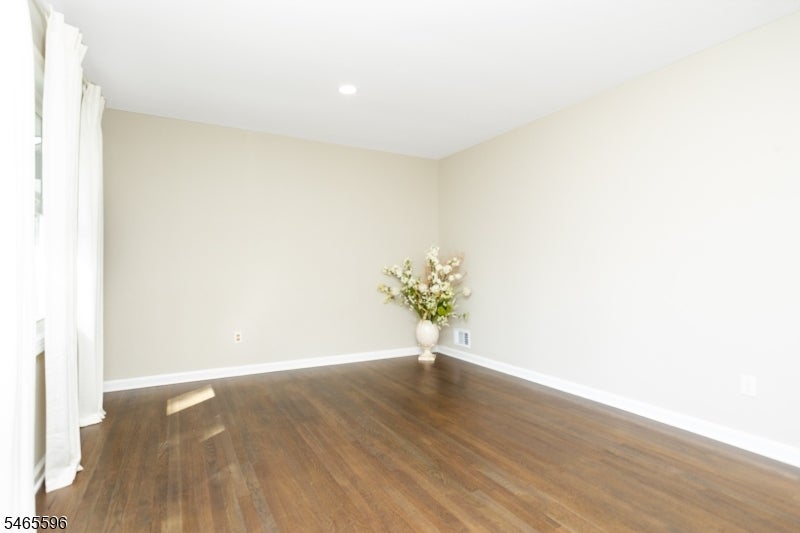 161 Beachwood Rd
