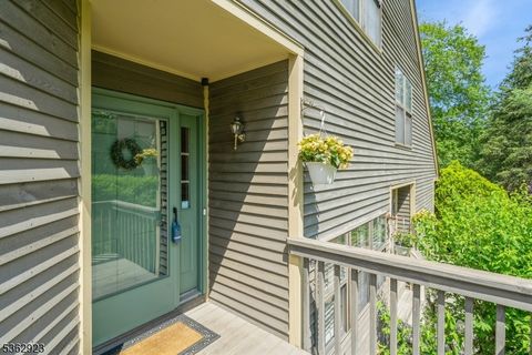 22 Foxboro Ln H West Milford Twp. NJ 07480
