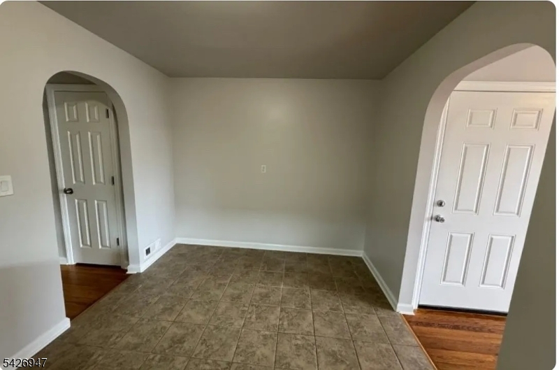 315 W Price St 2