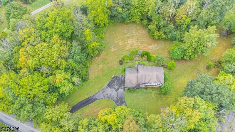 31 Mulford Rd