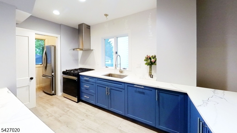 132 Linwood Ave