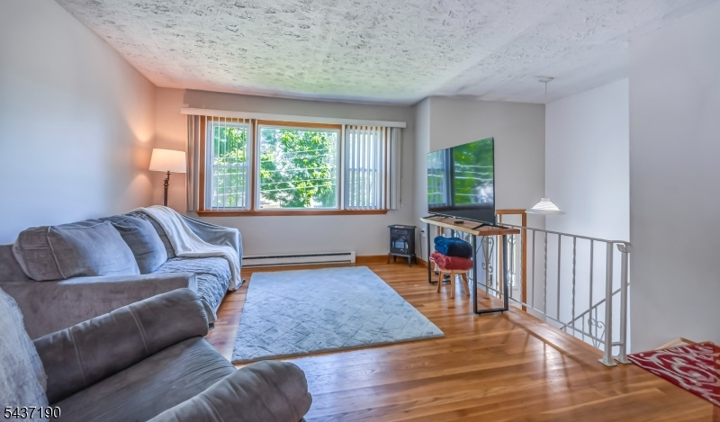 88 Shore Rd